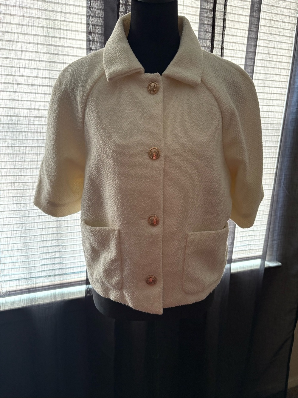 H&M Cream Short-Sleeve Bouclé Jacket with Front Pockets